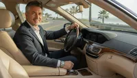 40代が中古のメルセデス・ベンツSクラスを運転しても運転手に見えない選び方の秘訣とは？