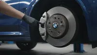 BMWX3ブレーキキーキー鳴きは故障なの？原因と放置判断、費用を抑える最適解は？